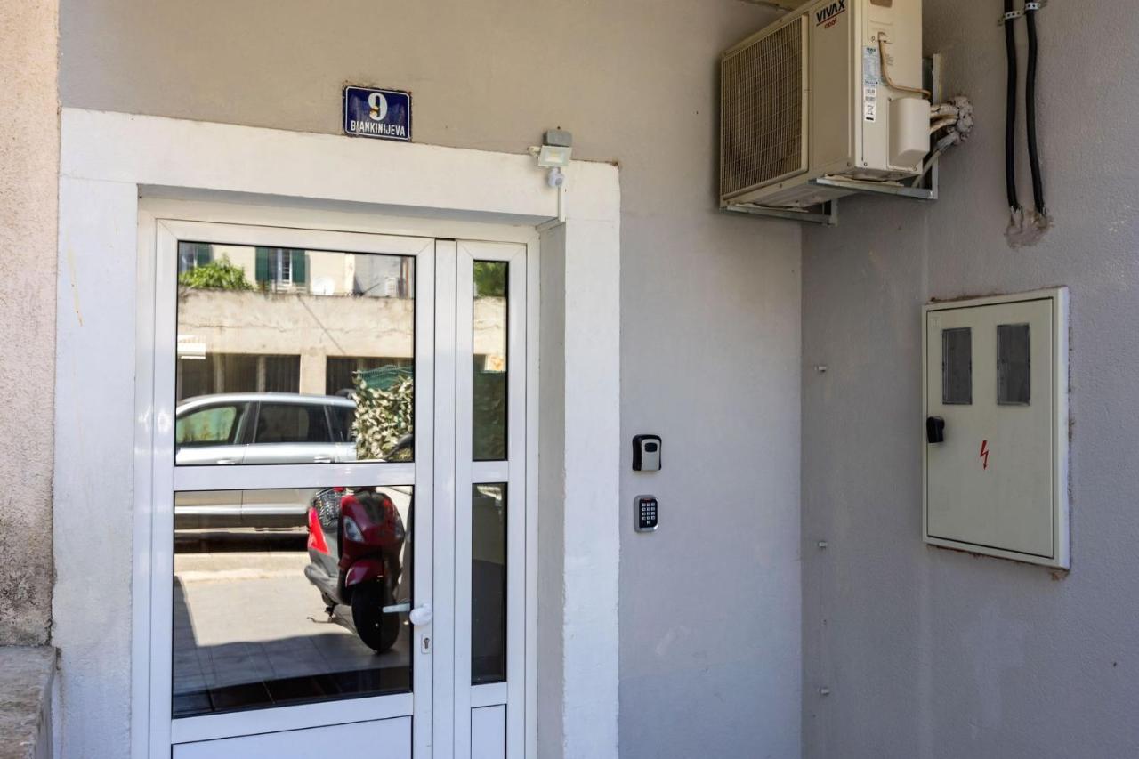 Apartman Klara Bacvice スプリト エクステリア 写真